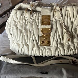 Mui Mui cream, quilted bag in great condition, soft leather